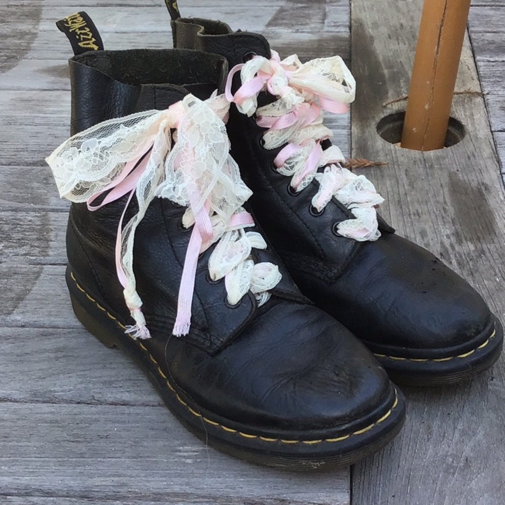Black Leather Combat boots by Dr. Martens size 7